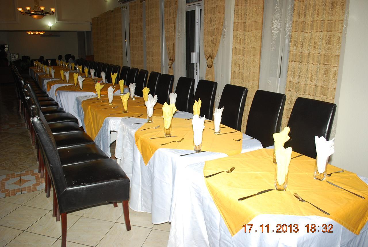 Hotel Vivi Palace Matadi Экстерьер фото