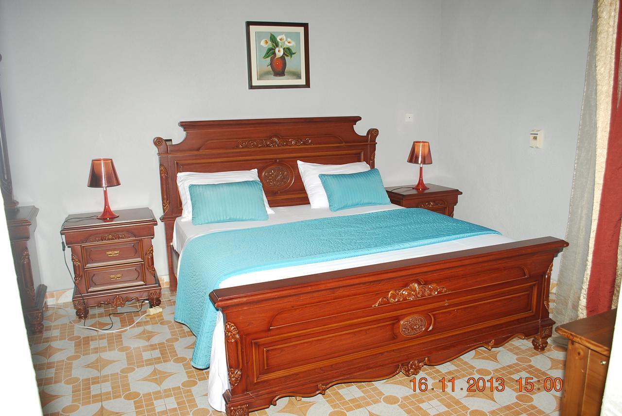 Hotel Vivi Palace Matadi Экстерьер фото