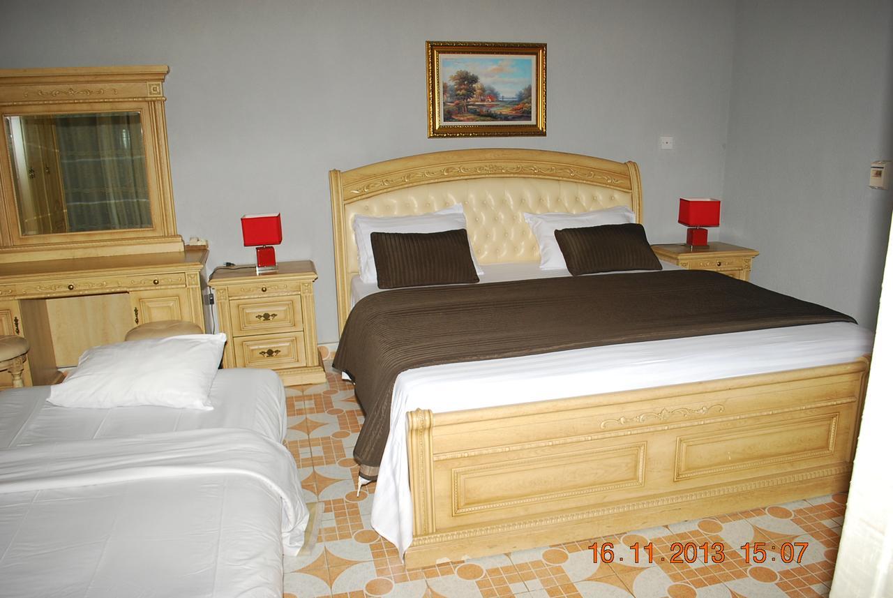 Hotel Vivi Palace Matadi Экстерьер фото