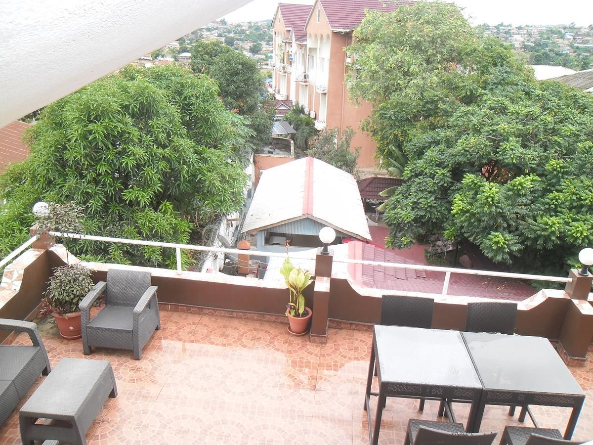 Hotel Vivi Palace Matadi Экстерьер фото