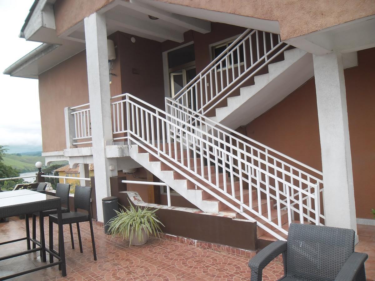Hotel Vivi Palace Matadi Экстерьер фото
