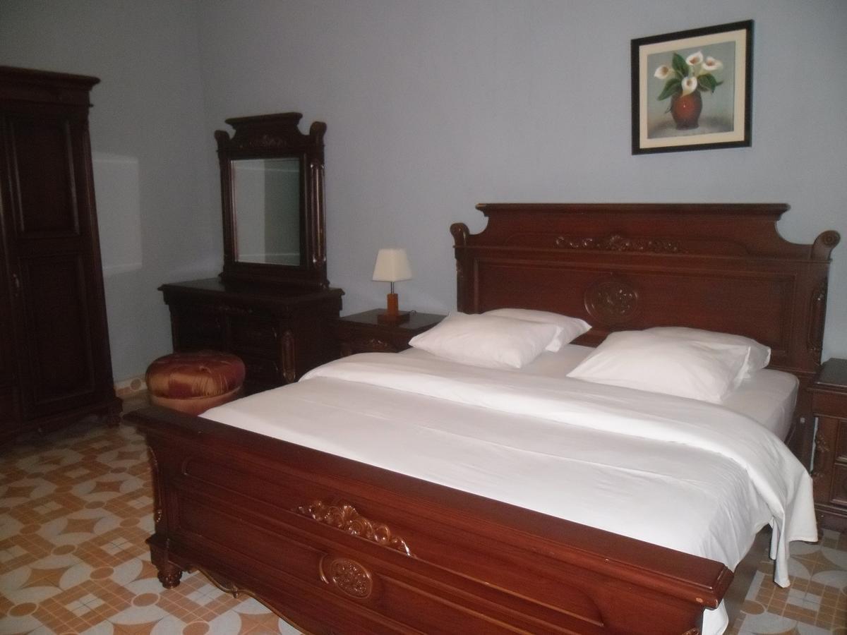 Hotel Vivi Palace Matadi Экстерьер фото