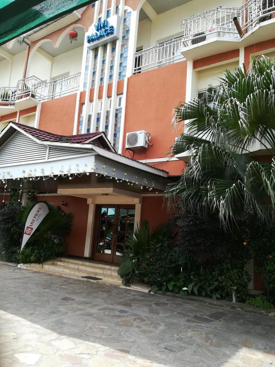 Hotel Vivi Palace Matadi Экстерьер фото