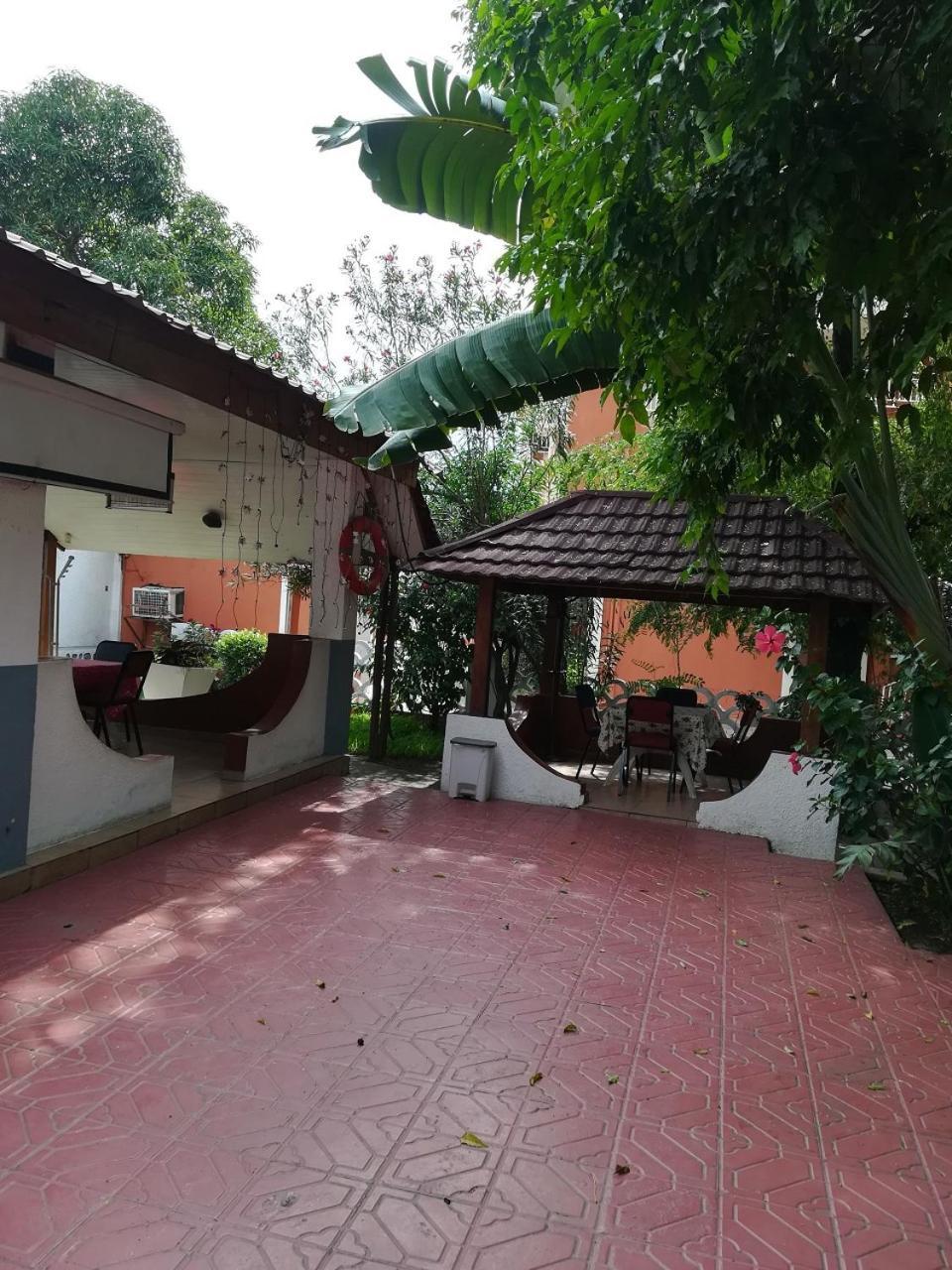 Hotel Vivi Palace Matadi Экстерьер фото